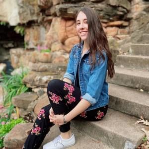 Meet your Posher, Nicole